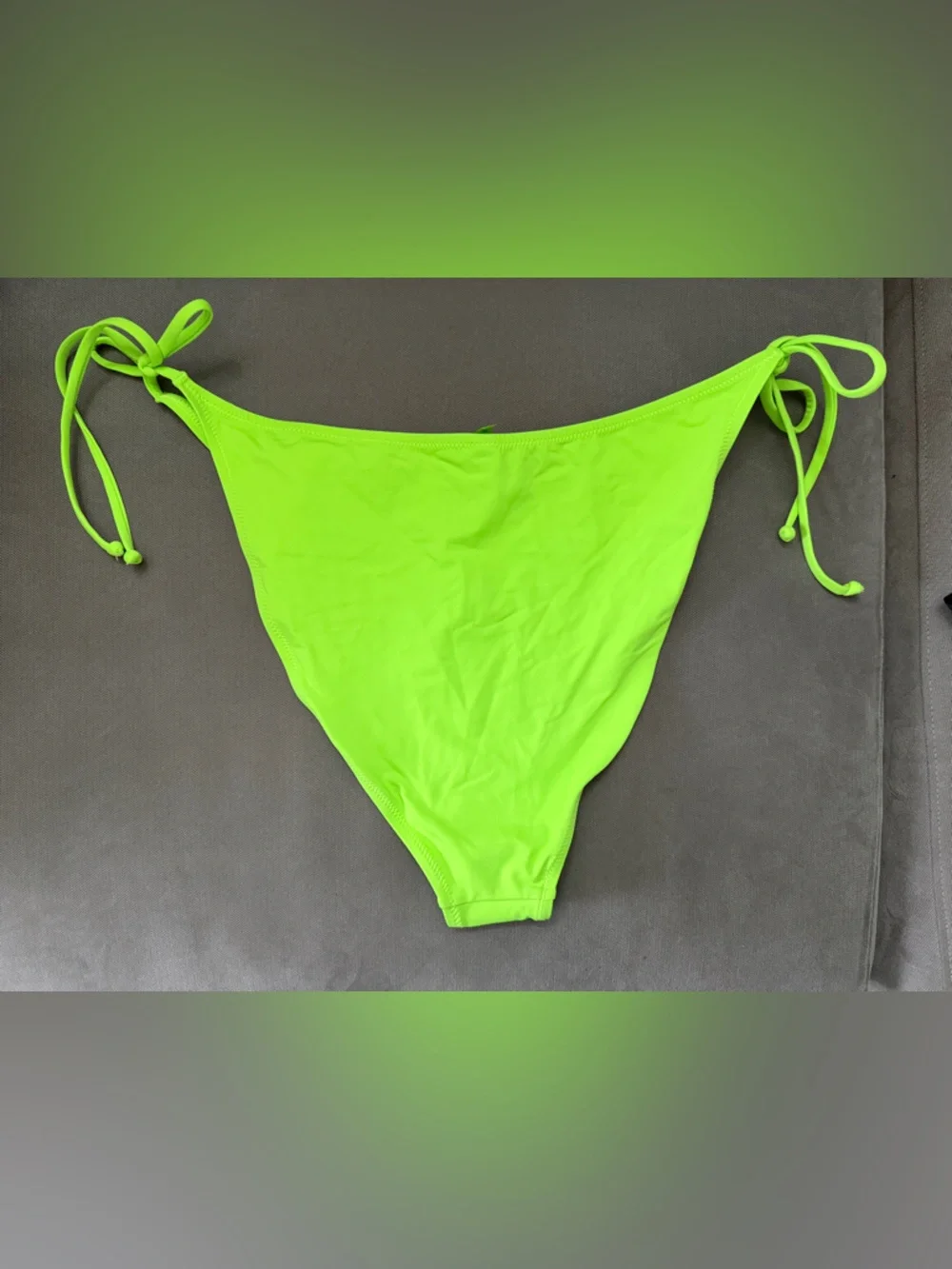 SKIMS SIGNATURE SWIM DIPPED TIE BIKINI BOTTOM 3X Neon Green